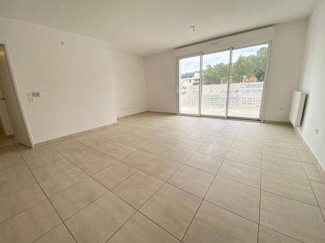 Location appartement récent 3 pièces 64 m² à Saint-Gély-du-Fesc (34980)