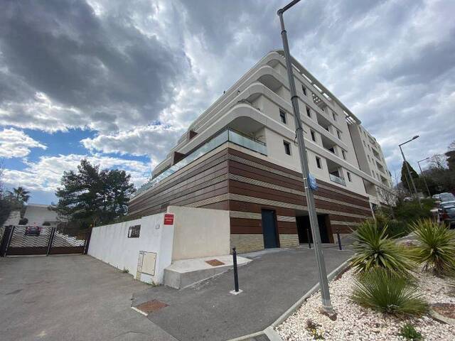 Location appartement récent 3 pièces 68.15 m² à Montpellier (34000)