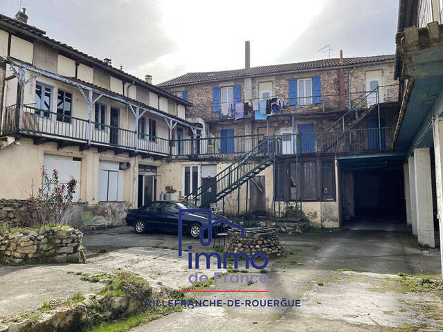 Vente maison 20 pièces 750 m² à Villefranche-de-Rouergue (12200)
