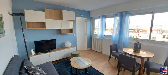 Location appartement 2 pièces 31.4 m² à Courbevoie (92400)