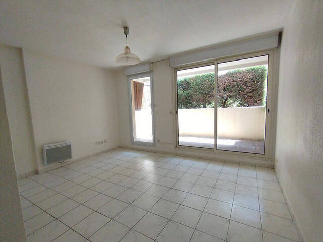 Location Appartement 1 pièce 23.98 m² Marseille 8e Arrondissement (13008)