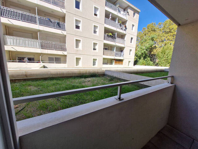 Location appartement 2 pièces 40.4 m² à Toulon (83000)