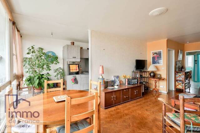 Vente appartement+garage 4 pièces 83 m² à Villeurbanne (69100) - Gratte-Ciel
