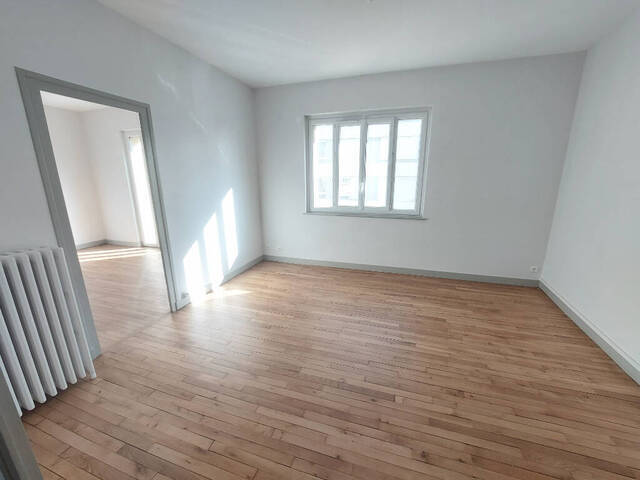 Location appartement 4 pièces 87.15 m² à Mâcon (71000) CENTRE VILLE