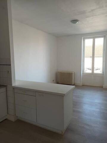 Location appartement t2 45 m² à Villefranche-de-Rouergue (12200)