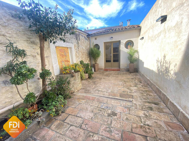 Vente maison 5 pièces 115 m² à Aigues-Mortes (30220)