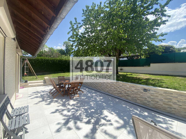 Vente maison 5 pièces 185 m² à La Roche-sur-Foron (74800)