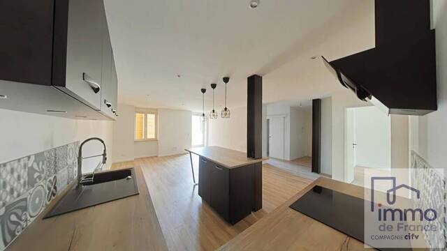 Location appartement t4 81 m² à Saint-Étienne (42000) CENTRE VILLE - ANATOLE FRANCE