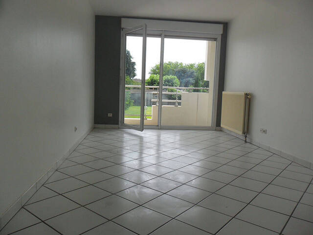 Location appartement 2 pièces 46.96 m² à Charnay-lès-Mâcon (71850) TRES CALME HORS CENTRE-VILLE