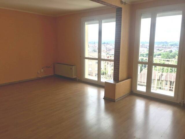 Location appartement 4 pièces 75.75 m² à Romans-sur-Isère (26100)