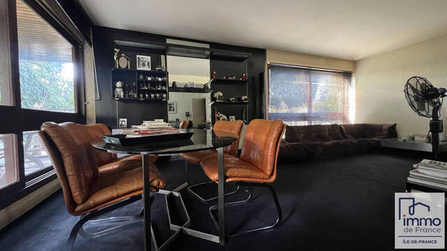 Vente appartement 5 pièces 95 m² à Le Chesnay (78150) Centre Commercial Parly 2