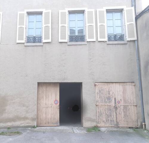 Location stationnement 11 m² à Valence (26000)