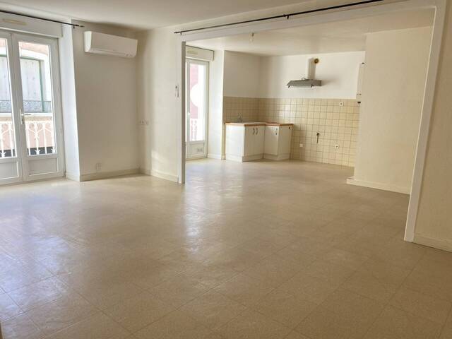 Location appartement 3 pièces 80.9 m² à Vals-les-Bains (07600)