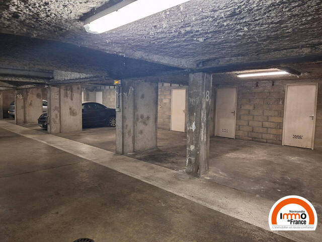 Location stationnement parking / box à Rouen (76000)