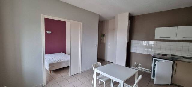 Location Appartement 2 pièces 35 m² Privas (07000)