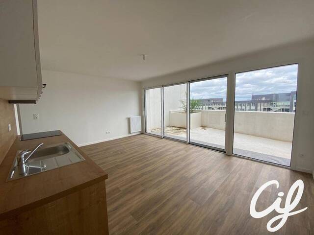 Location appartement t5 141 m² à Nantes (44000) St Donatien/Jardin des Plantes-Gare Sud