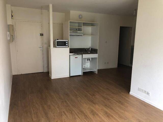 Location appartement t1 30 m² à Nantes (44100) Centre ville-Procé