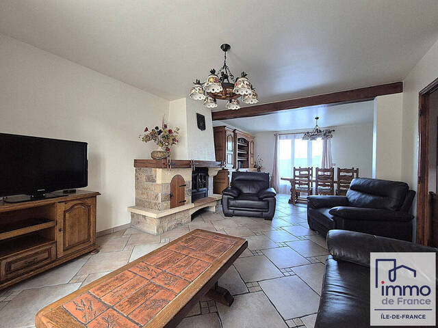 Vente maison 6 pièces 120 m² à Ris-Orangis (91130)