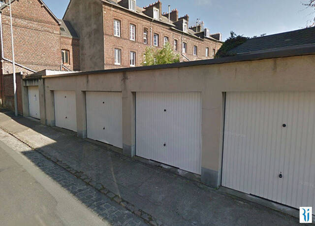 Location stationnement parking / box à Rouen (76000)