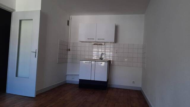 Location appartement 1 pièce 27 m² à Albertville (73200)