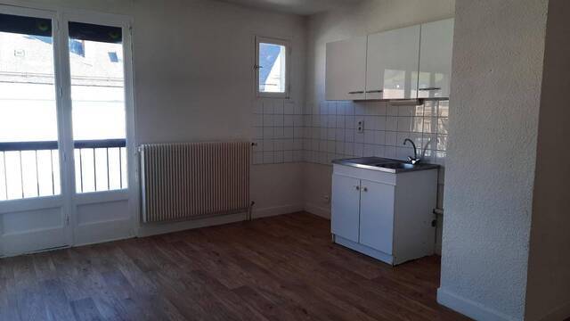 Location appartement 1 pièce 27 m² à Albertville (73200)