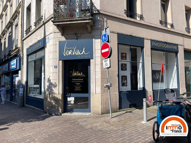 Location local commercial à Rouen (76000)