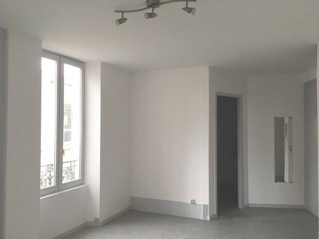 Location appartement 2 pièces 35.4 m² à Valence (26000)