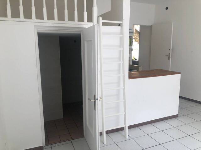 Location appartement 1 pièce 25 m² à Vienne (38200)