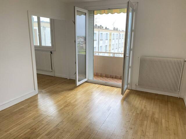 Location appartement 4 pièces 66.67 m² à Romans-sur-Isère (26100)