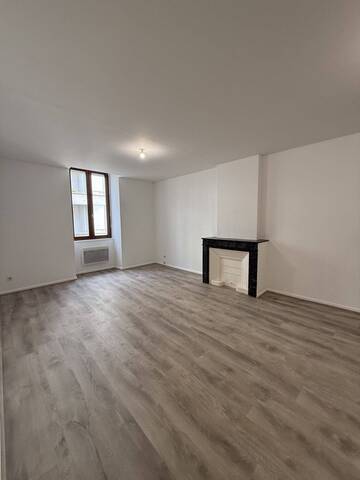 Location appartement 3 pièces 83.16 m² à Romans-sur-Isère (26100)