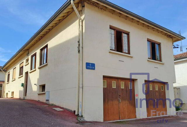 Vente maison ancienne 8 pièces 136 m² à Andrézieux-Bouthéon (42160)
