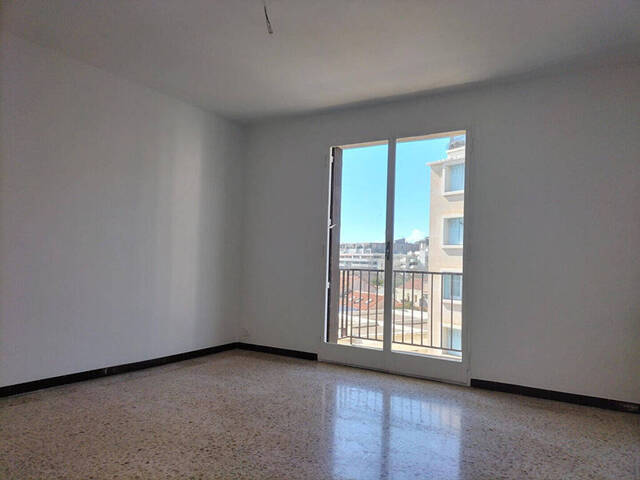 Location Appartement 3 pièces 62.81 m² Marseille 10e Arrondissement (13010)