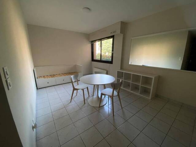 Location Appartement t1 29 m² Rodez (12000)