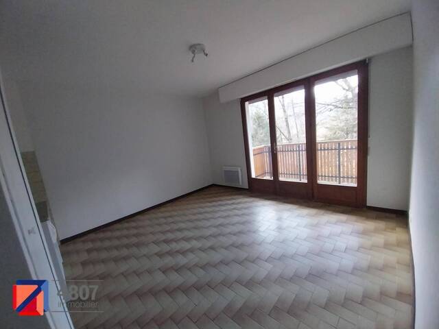 Location appartement 1 pièce à Sallanches (74700)