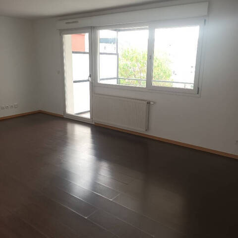 Location Appartement 4 pièces 80.77 m² Kingersheim (68260)