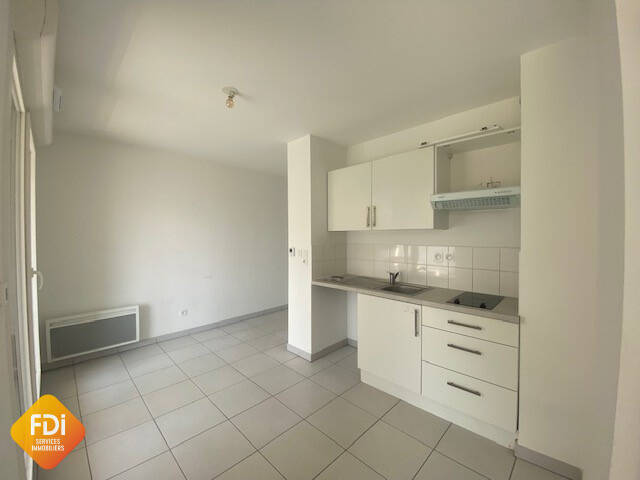Vente appartement 1 pièce 28 m² à Saint-Jean-de-Védas (34430) - CENTRE VILLE