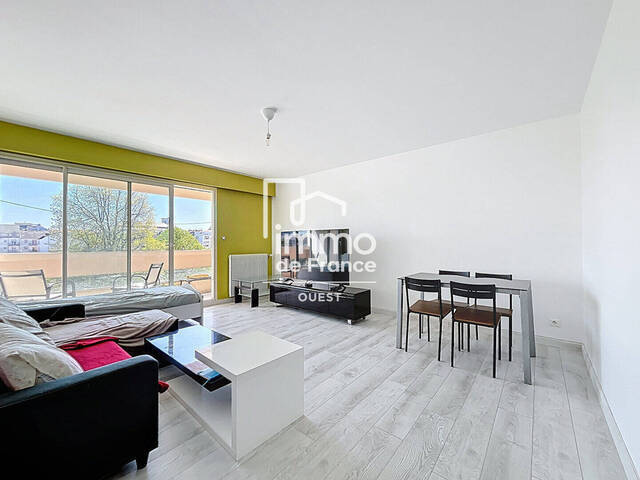 Vente appartement 2 pièces 53 m² à La Roche-sur-Yon (85000)