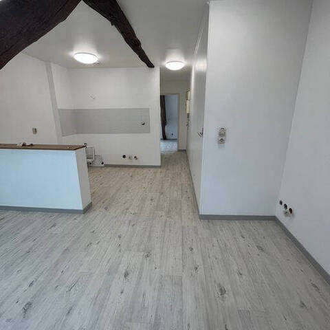 Location Appartement 2 pièces 29.36 m² Louviers (27400)