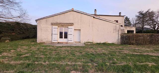 Location Appartement 2 pièces 32 m² Saint-Lager-Bressac (07210)