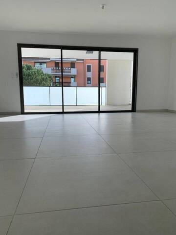 Location appartement 3 pièces 76.28 m² à Valence (26000)
