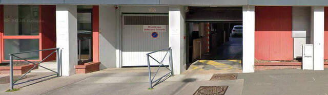 Location stationnement garage individuel à Saint-Étienne (42100)