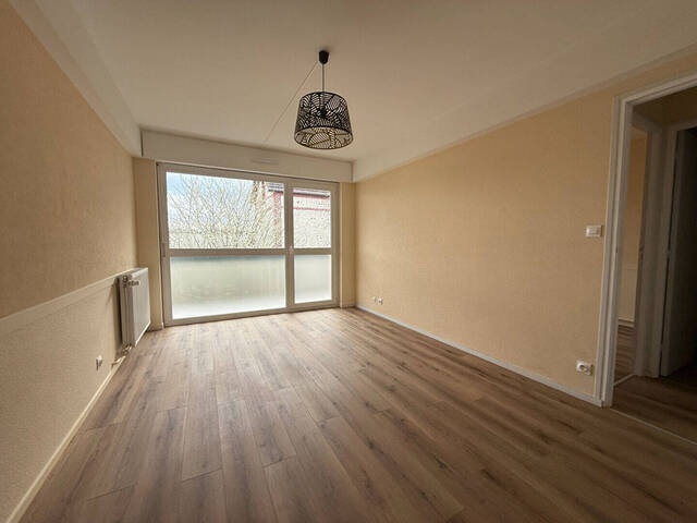 Location Appartement 2 pièces 44.39 m² Évreux (27000)