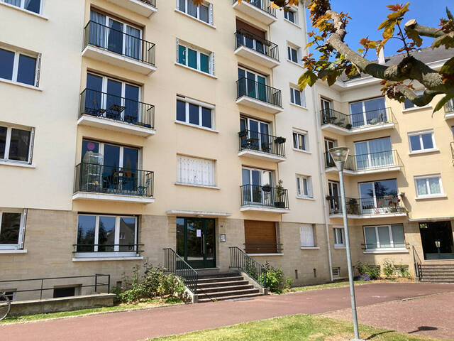 Location appartement 3 pièces 56 m² à Caen (14000)