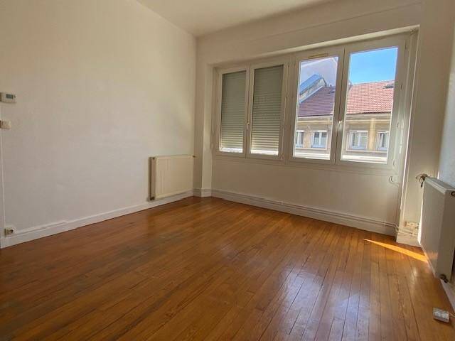 Location appartement rénové 3 pièces 65.21 m² à Bourg-de-Péage (26300) 4