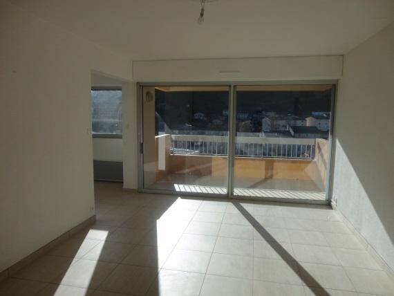 Location appartement 4 pièces 87.37 m² à Les Vans (07140)