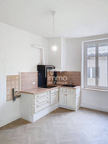 Location Appartement 2 pièces 47.27 m² Oyonnax (01100)