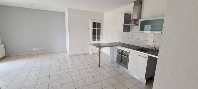 Location appartement 3 pièces 59.96 m² à Évron (53600)