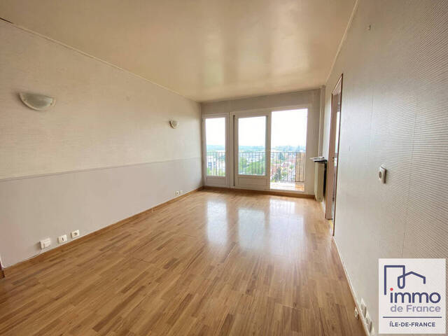 Vente appartement 3 pièces 53.08 m² à Viry-Châtillon (91170)