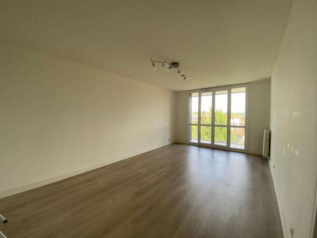 Location appartement 3 pièces 67 m² à Bourg-lès-Valence (26500)