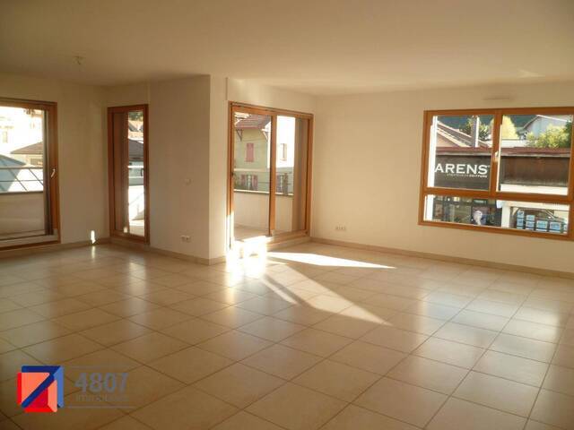 Location appartement 4 pièces 126.4 m² à Cluses (74300) 4